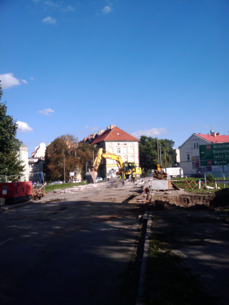 Strzelna Street - Bridge during renovation - Strzelna street view, Олава