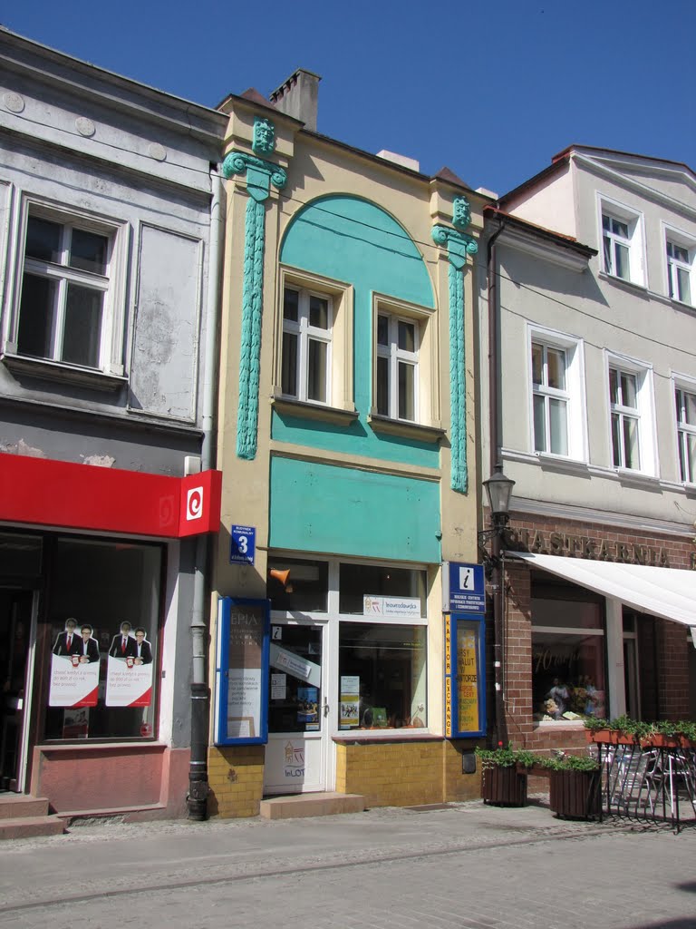 Inowrocław - Ul. Królowej Jadwigi ; Miejskie Centrum Informacji Turystycznej i Uzdrowiskowej, Иновроцлав