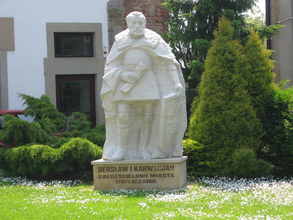 Pomnik Diersława I Karwacjana, Горлице