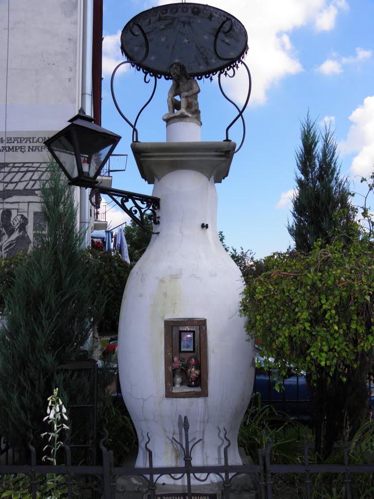 Łukaszewiczs first gasoline lamp, Горлице