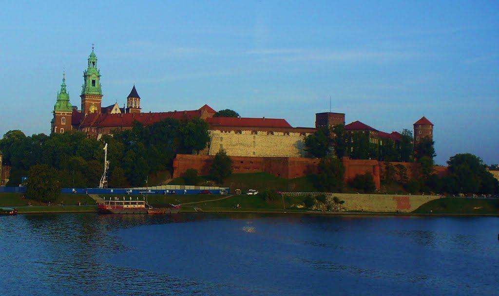 Kraków-Wawel, Краков (ш. ул. Вроклавска)