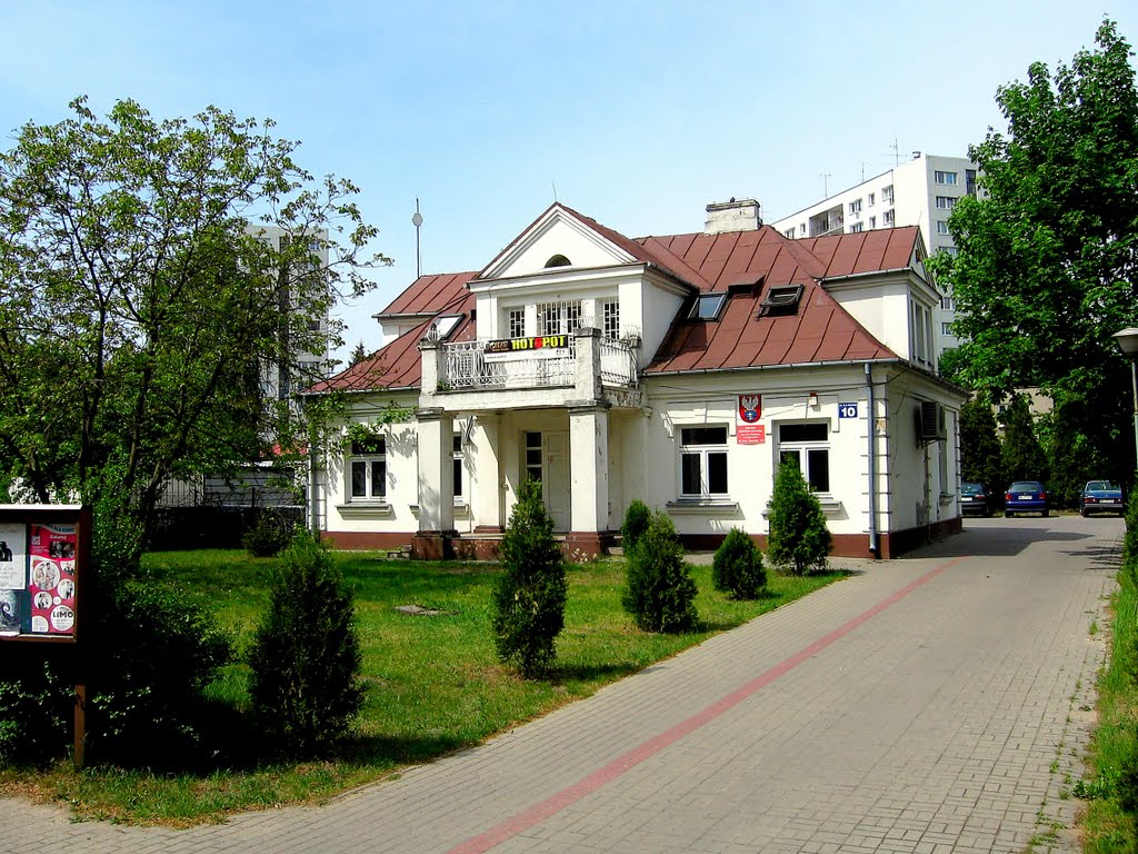 Legionowo / Poland - Miejski Ośrodek Kultury-Municipal Culture Center, Легионово
