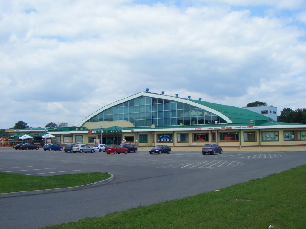 Hala Sportowa, Кросно