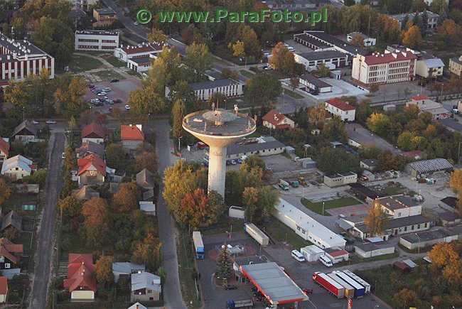 wieża ciśnień  w Tarnobrzegu , zdjęcie lotnicze, Тарнобржег