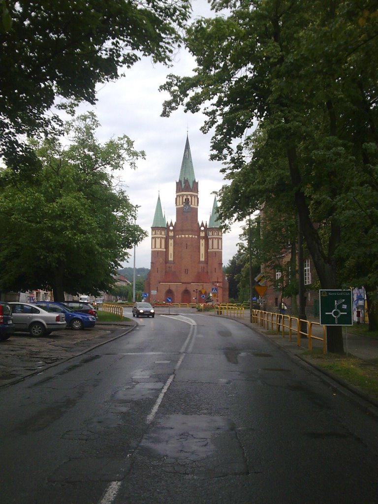 jeden z licznych wejherowskich kościołów - widok z ul. Sienkiewicza, Вейхерово