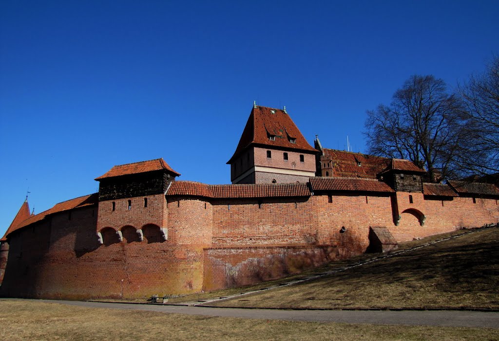 defensive walls of the castle of the Teutonic, Мальборк