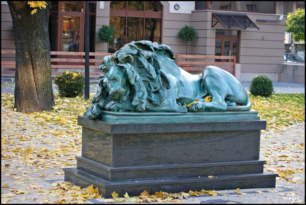 GLIWICE. Jesienny "Lew Śpiący"/"Schlafender Löwe" (Theodor Erdmann Kalide), Гливице