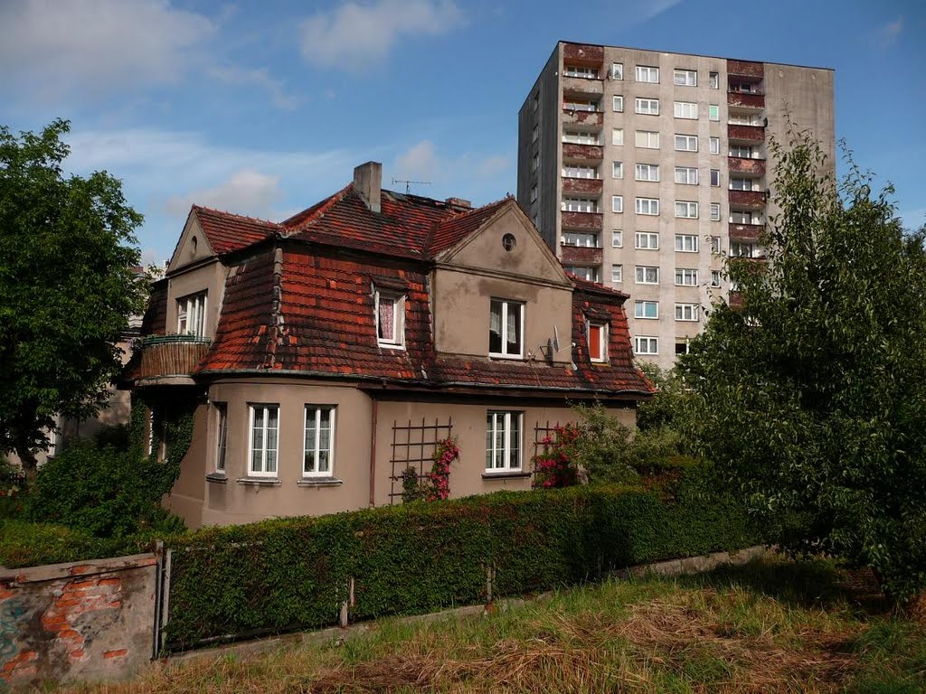 Widok z Kwiatowej (view from Kwiatowa st.), Мысловице