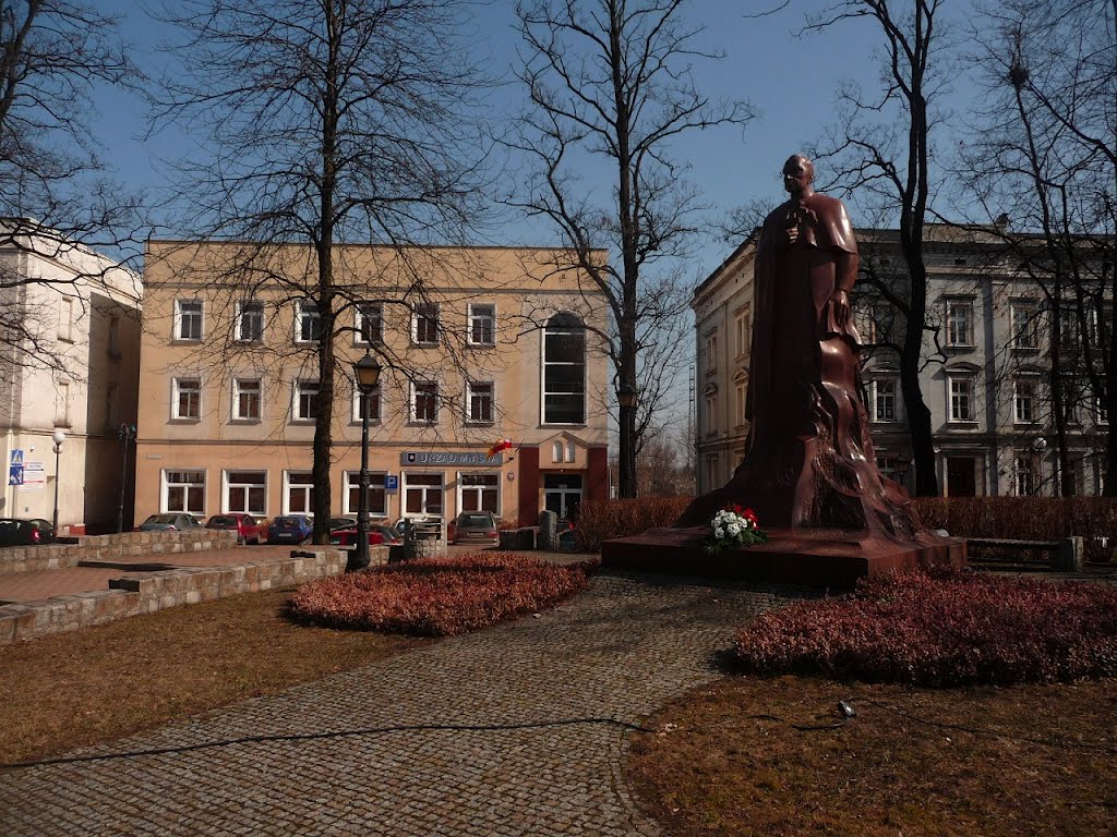 Pomnik kardynała Augusta Hlonda (monument of cardinal A. Hlond), Мысловице