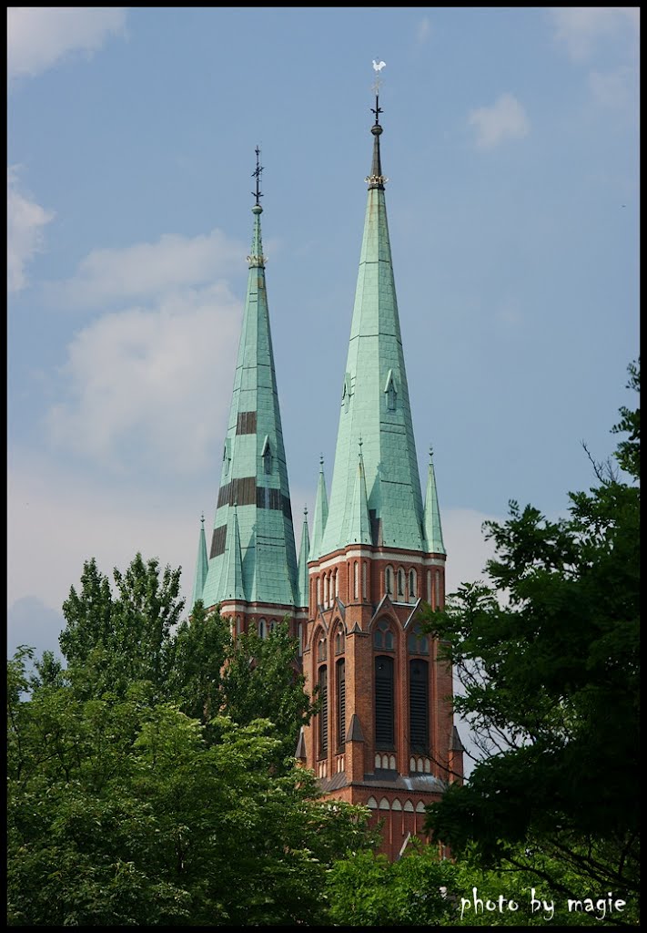 RYBNIK. Wieże bazyliki/Towers of the basilica, Рыбник