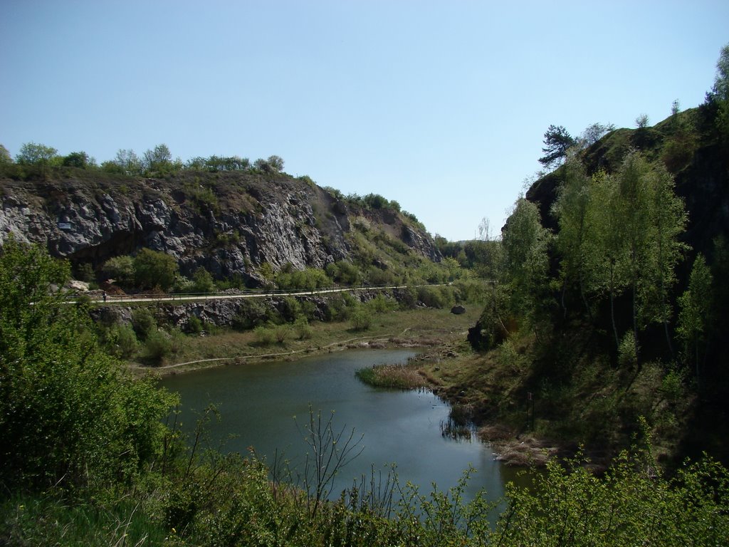 Jezioro Szmaragdowe., Кельце