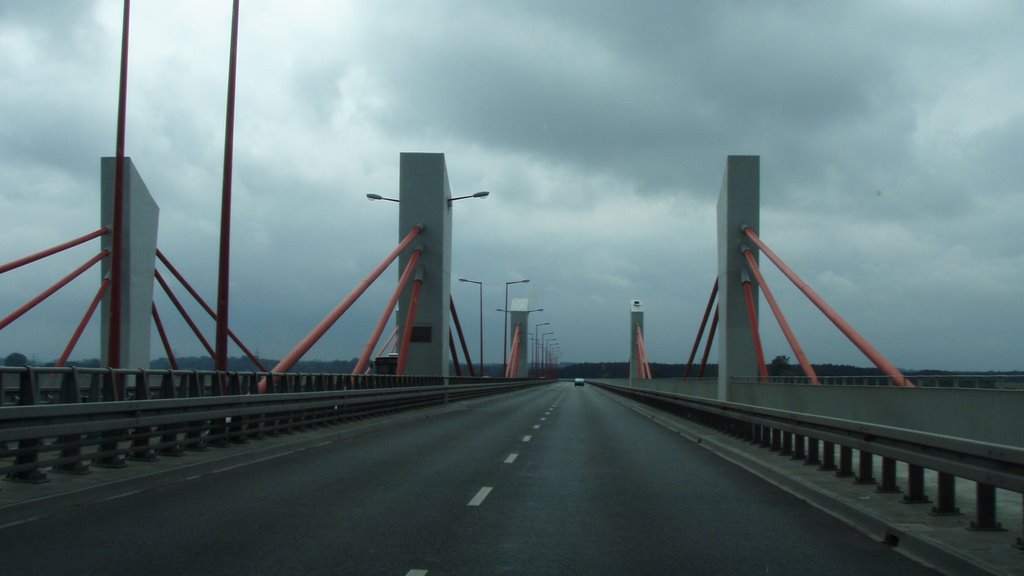 Most Unii Europejskiej w Koninie 200908041356, Конин