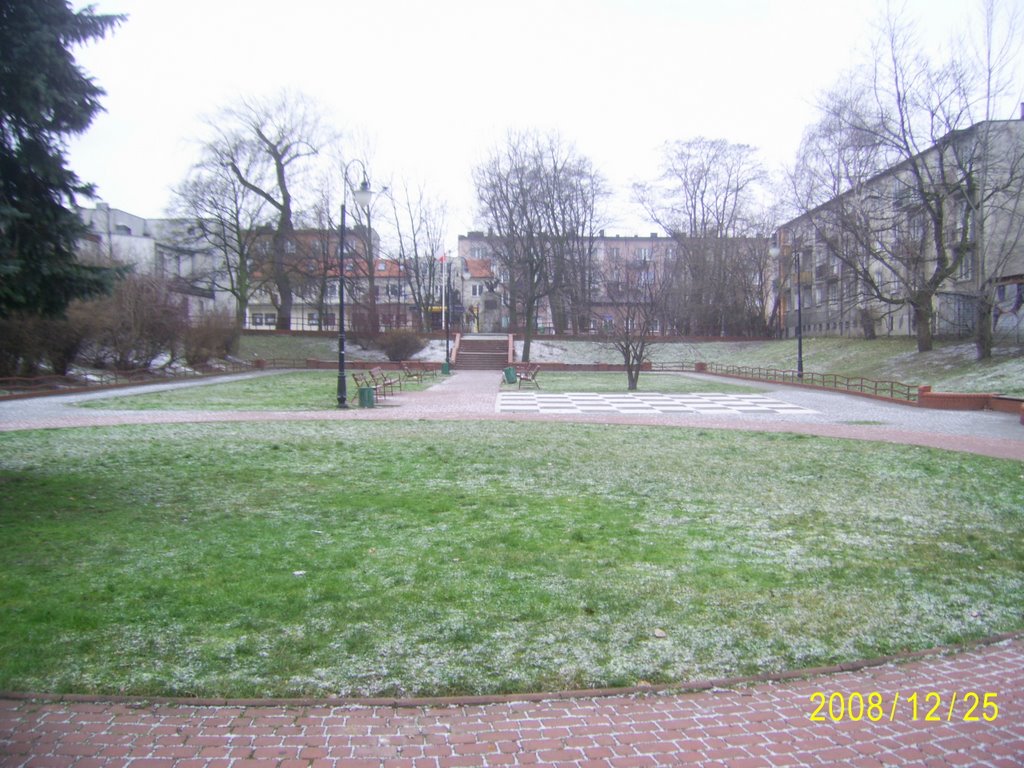 Mały park przy liceum, Турек