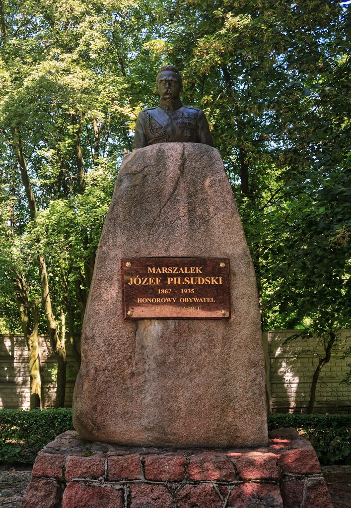 Turek, pomnik Marszałka, Турек