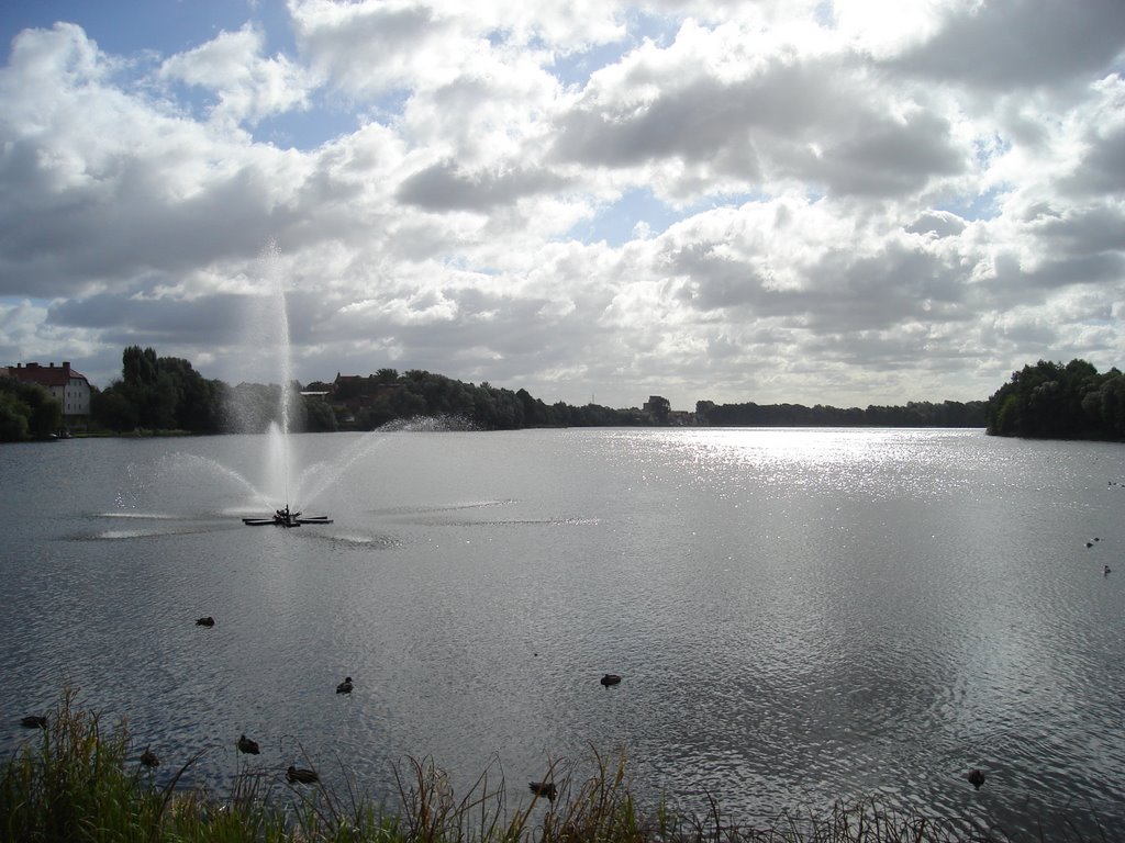 Fountain,Lake Zamkowe,Wałcz,Poland / fontanna,Jezioro Zamkowe,Wałcz,Poland, Валч