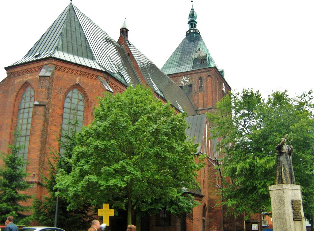 Koszalin - Katedra - Parafia Niepokalanego Poczęcia Najświętszej Maryi Panny z 1300 - 1333 r., Кошалин