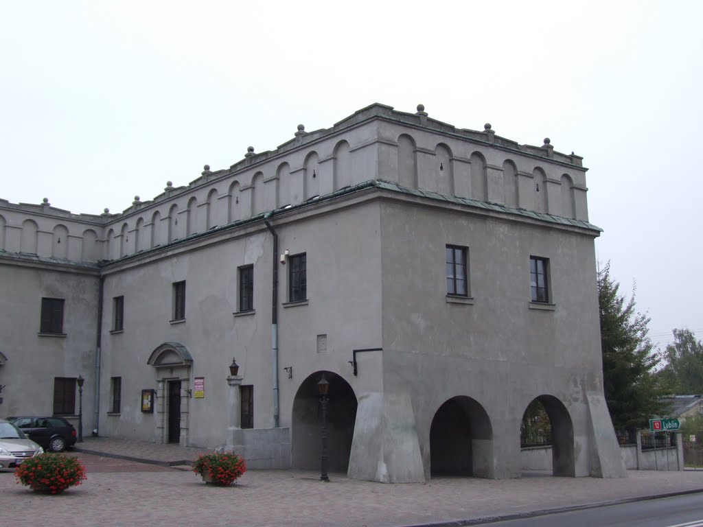Opoczno Castle (14th), Опочно