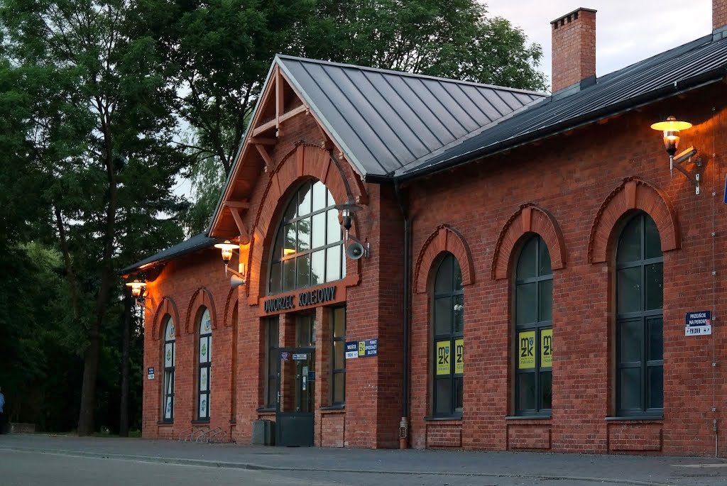 Railway station/Dworzec kolejowy w Pabianicach, Пабьянице