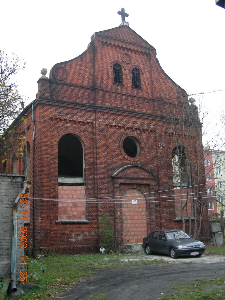 ul.L.Waryńskiego -dawny kościół Mariawitów, Пабьянице