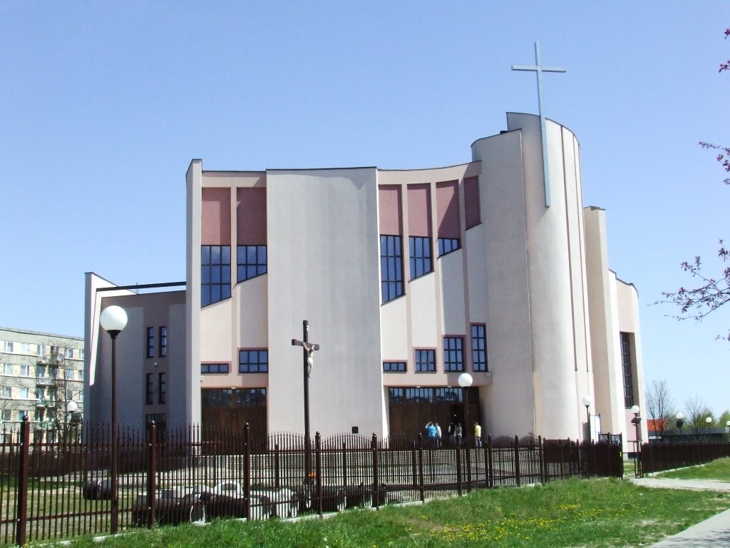 Kościół pw. Matki Bożej Królowej Polski, Радомско