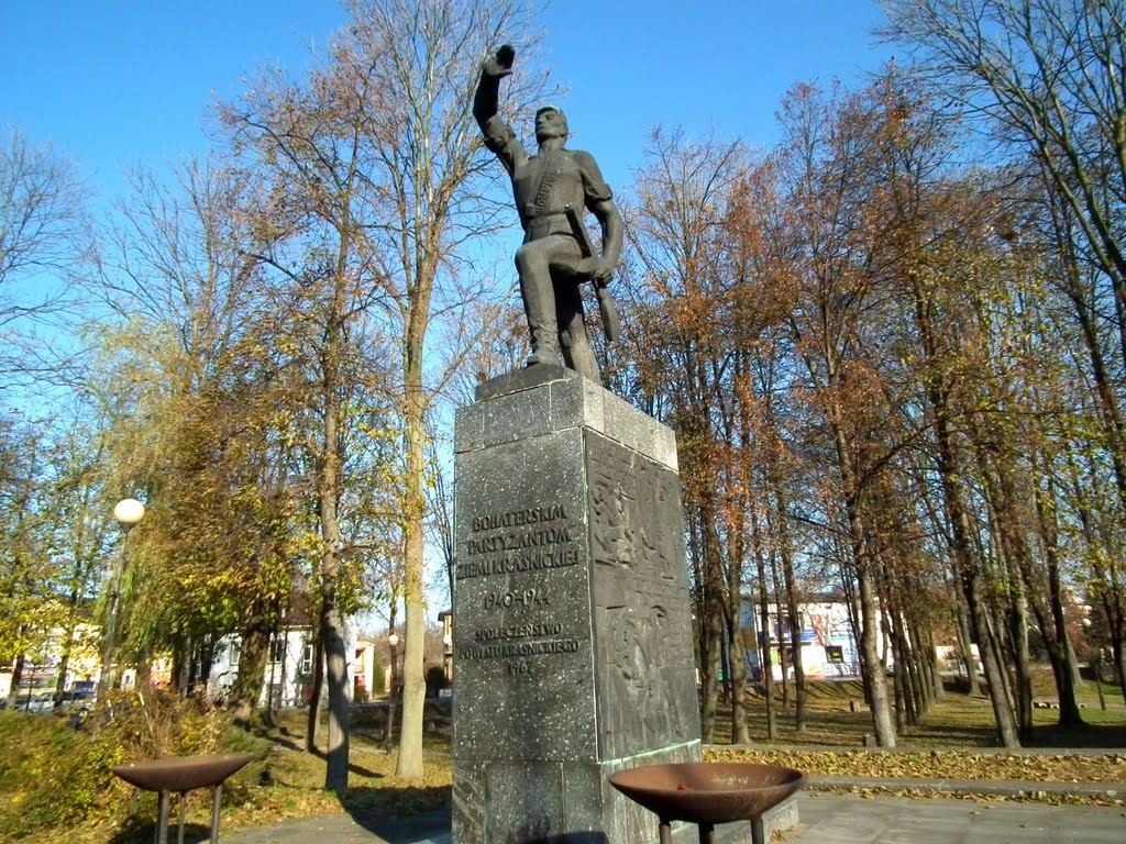 Pomnik Partyzanta, Красник