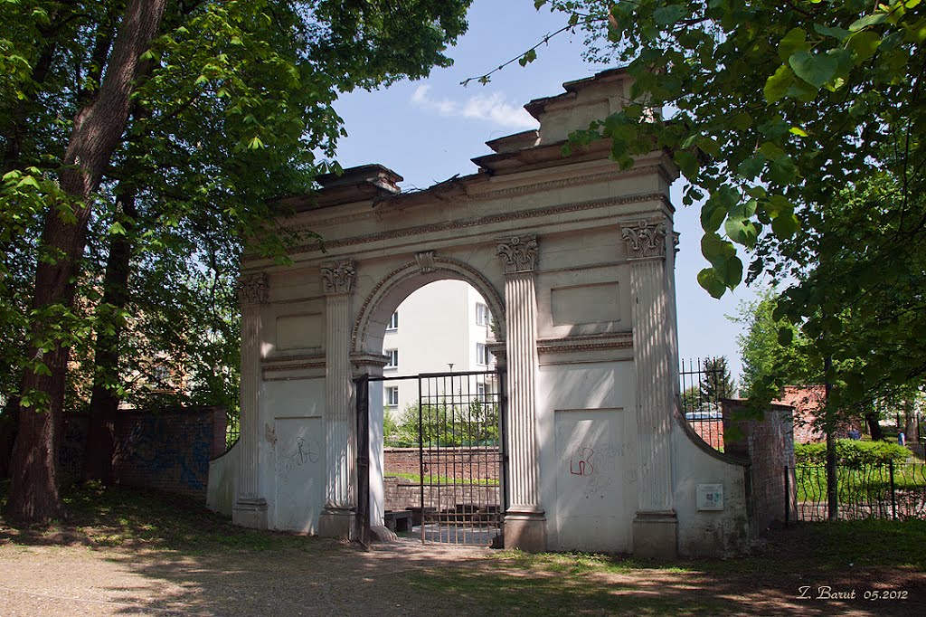 Brama Rzymska z początku XIX w., Пулавы