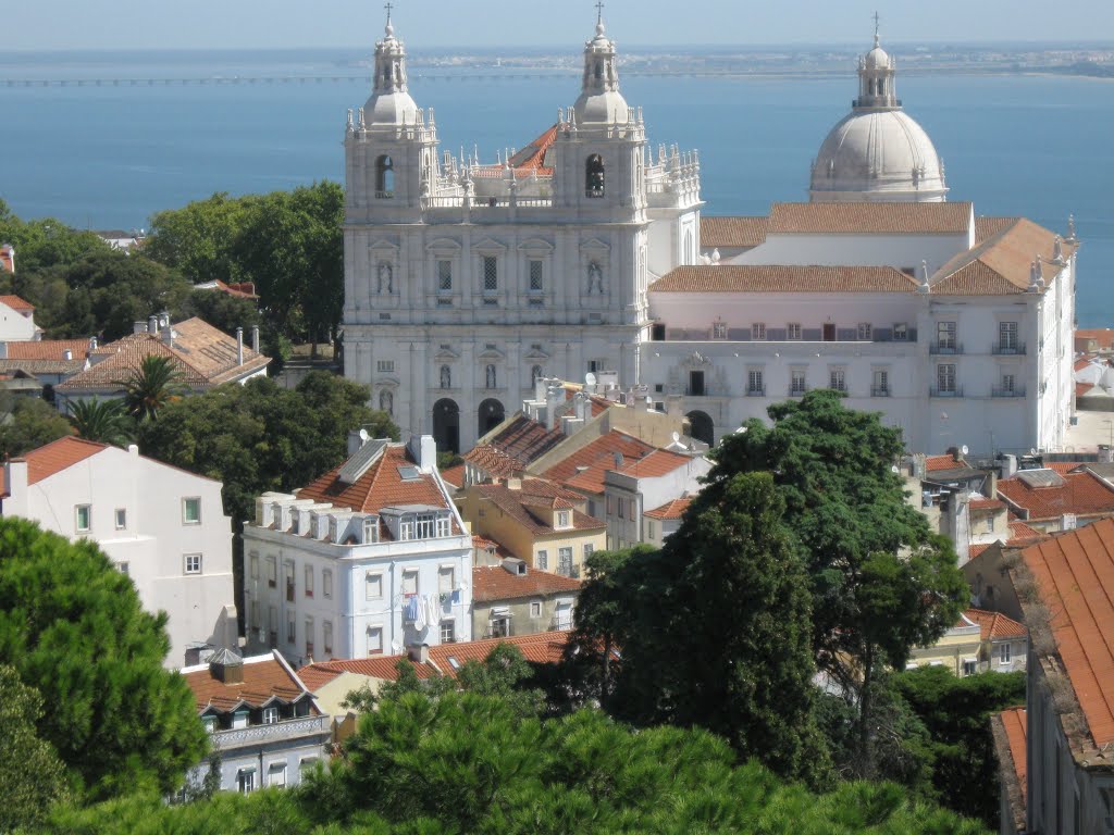 View at monastery of São Vicente de Fora and  at the church of Santa Engrácia  from Castelo de São Jorge , Lisbon, Portugal, Лиссабон