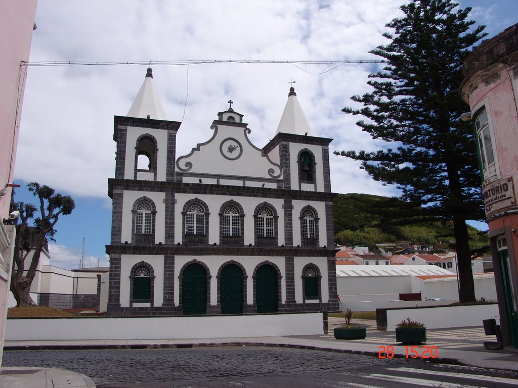 Igreja - Horta - Ilha Faial - Açores - Portugal - 38° 31 41.76" N 28° 37 38.83" W, Вила-Нова-де-Гайя