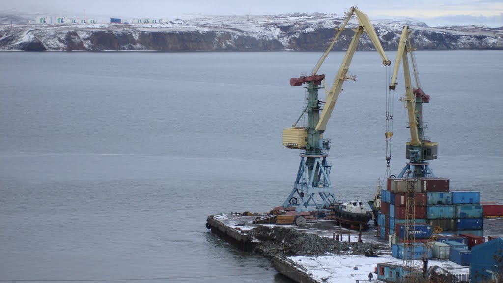 Collapse of the wall at the port of Anadyr, Анадырь