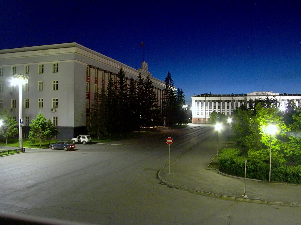 Площадь советов ночью, Барнаул