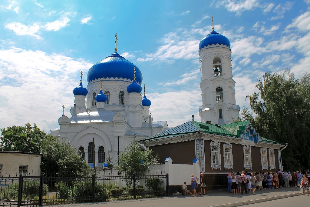 Успенский собор г. Бийск,прибытие  мощей Святителя Николая, Бийск