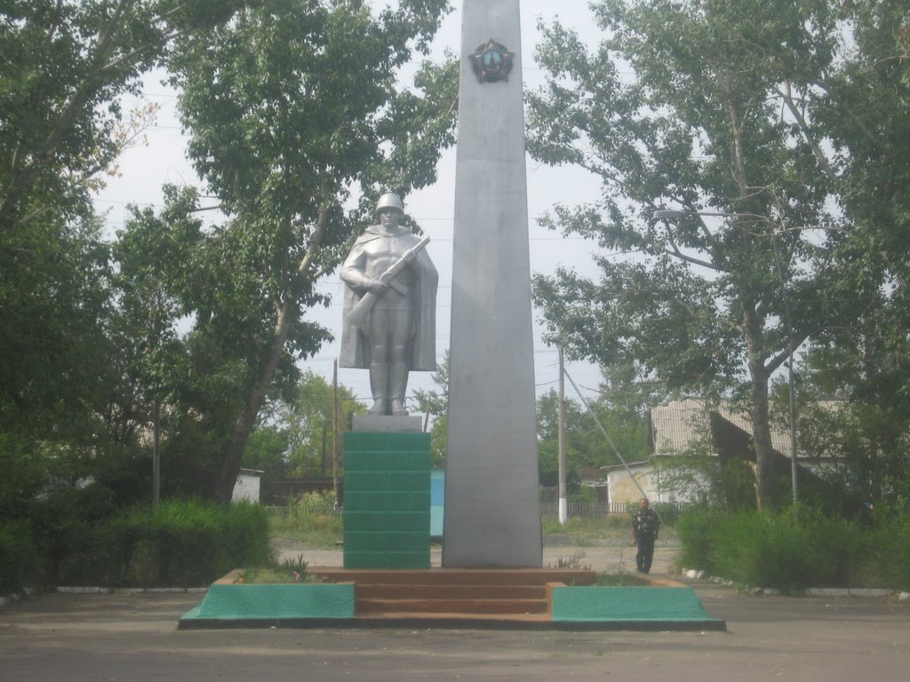Памятник погибшим в ВОВ, Бурла
