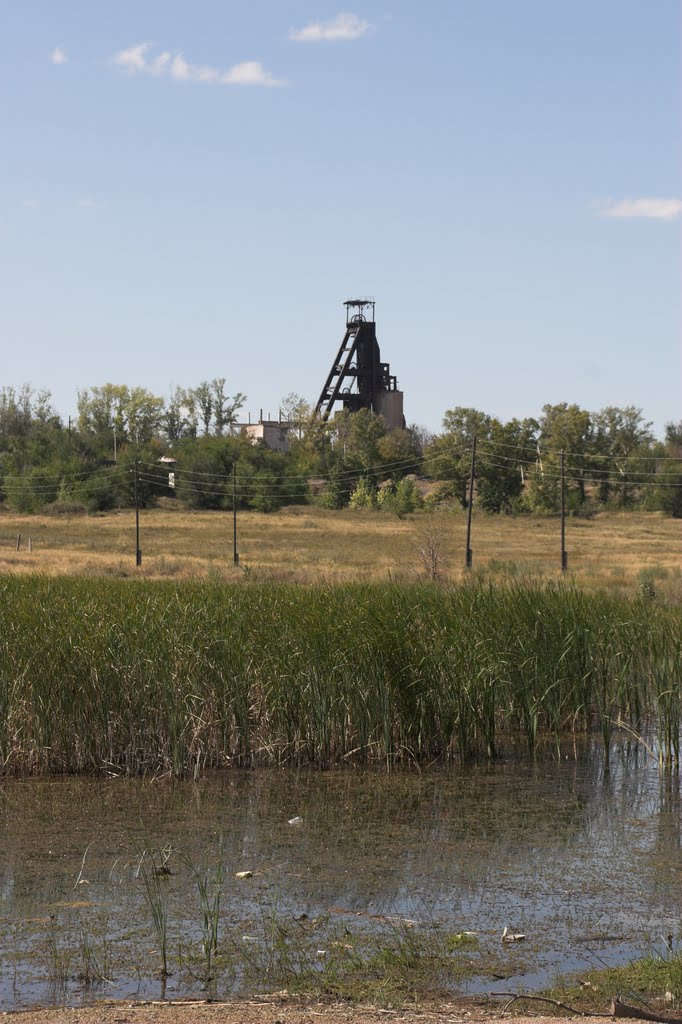 Вид на копер рудника (2007 год), Горняк