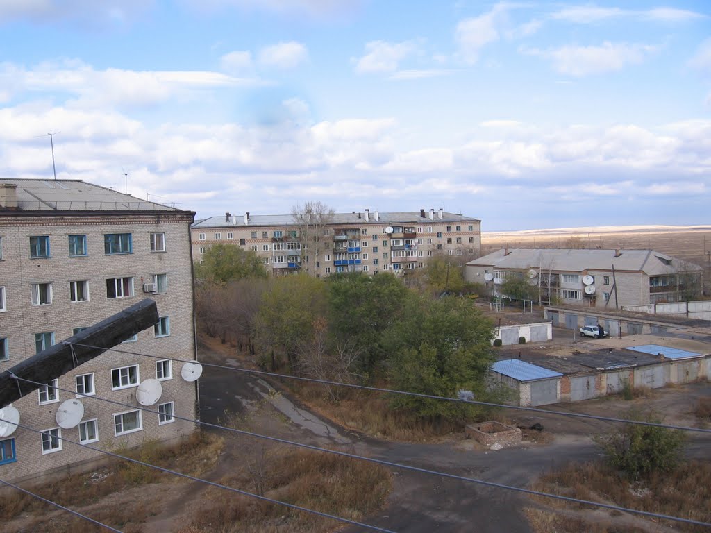 Вид № 2 с балкона ул. Миронова корпус 4 кв. 97, Горняк