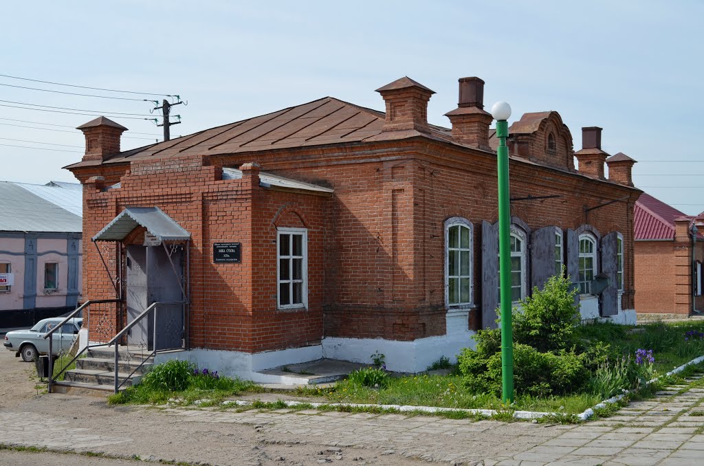 Лавка Сухова (ул.Семипалатинская 6) (июнь 2013г.), Змеиногорск