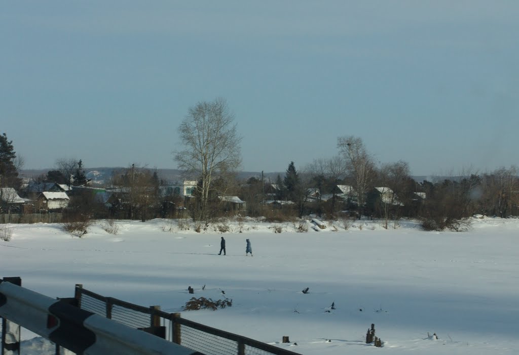 Бочкарёвка, река Томь в январе., Белогорск