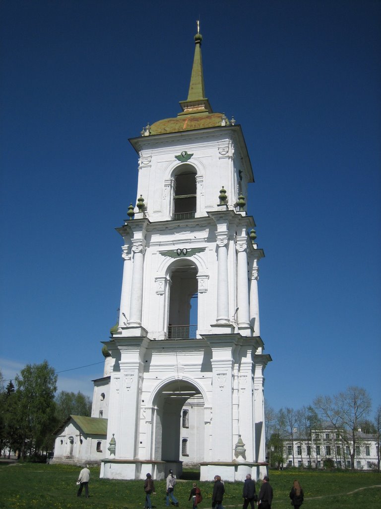 Соборная колокольня.  Cathedral bell tower., Каргополь