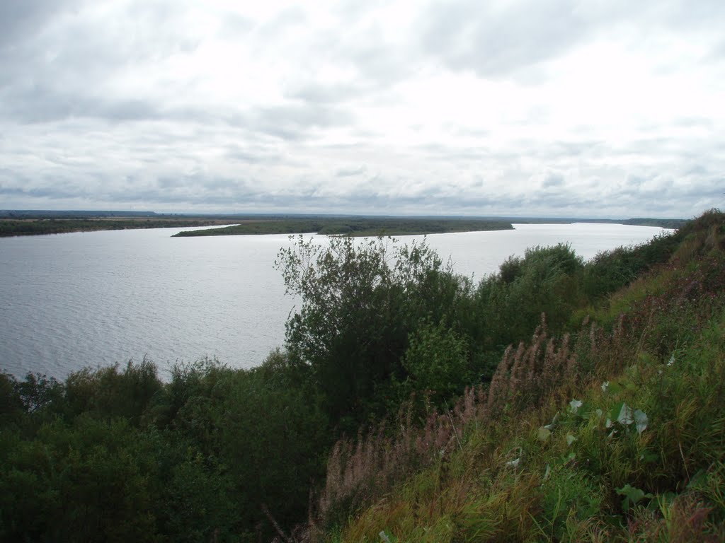 протока Мечка-Полой, Новодвинск