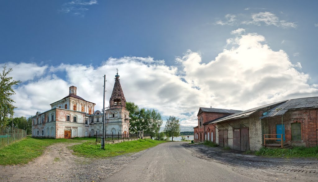 Сольвычегодск вид на церковь Спаса Обыденного, Сольвычегодск