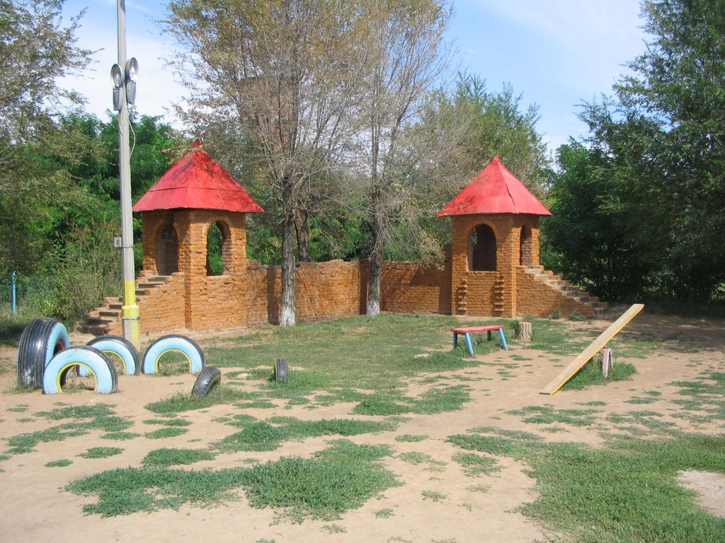 Детская площадка в парке, Ахтубинск