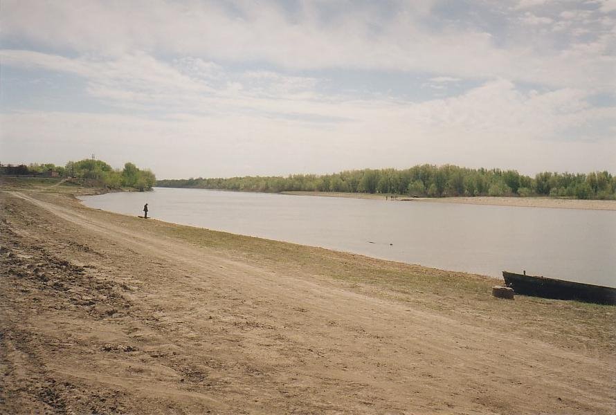 Вид на Ашулук  /  View on Ashuluk River, Харабали