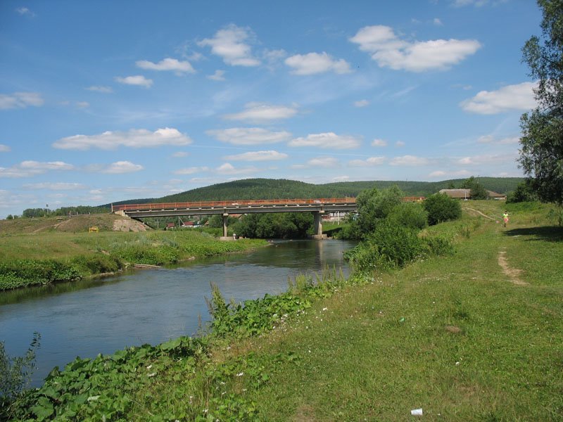 Мост через реку Ик, Большеустьикинское