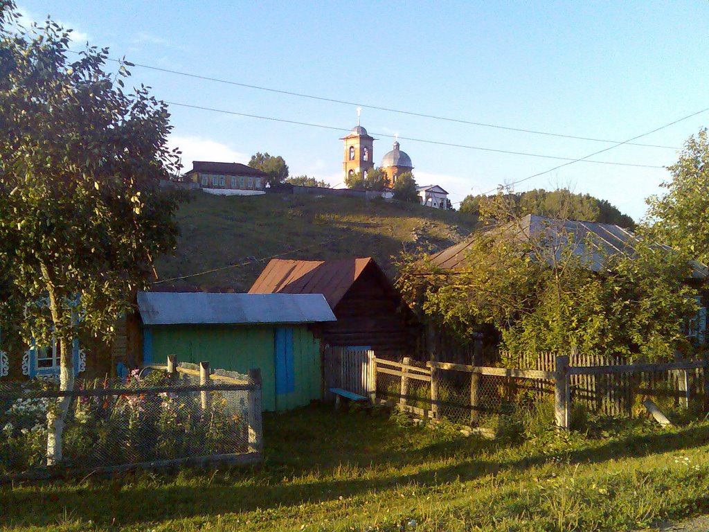 Старая церковь, Верхний Авзян