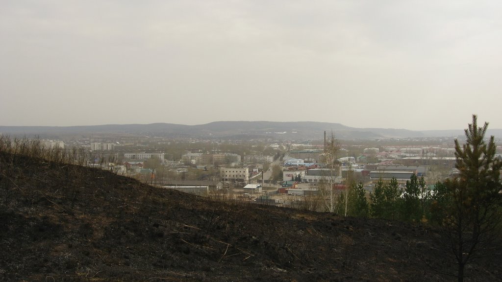 Вид на город с возвышенности с севера на юг (видно начало ул. Губкина), Октябрьский