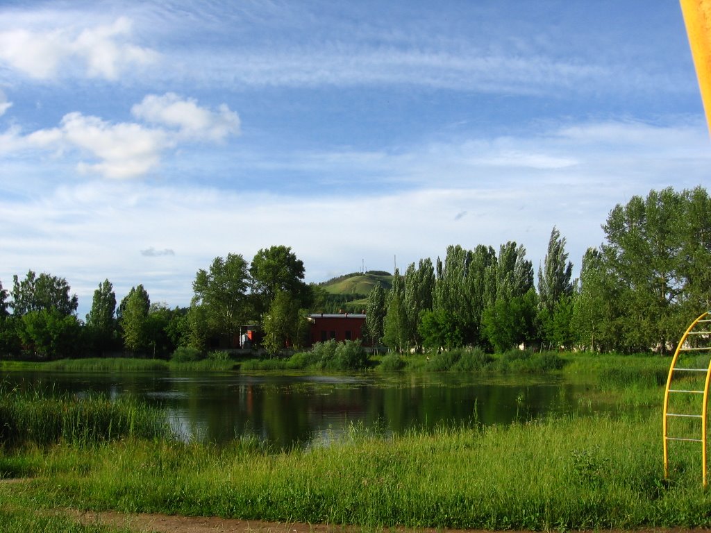 Банное озеро, Октябрьский