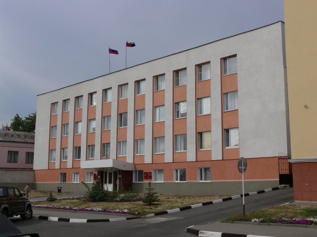 Здание администрации Корочанского района., Короча