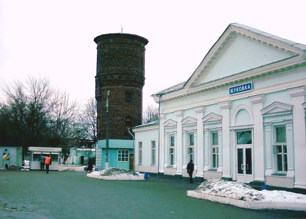 Вокзал и Башня, Жуковка