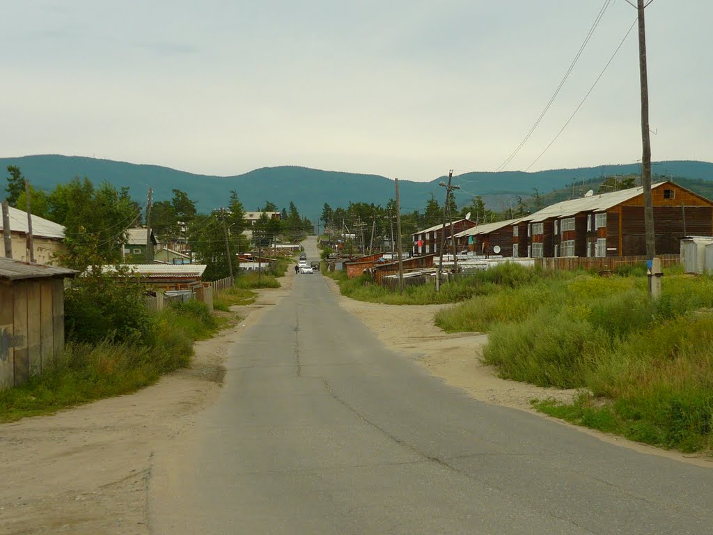 Leningradskaya street. Aug 2010, Северобайкальск