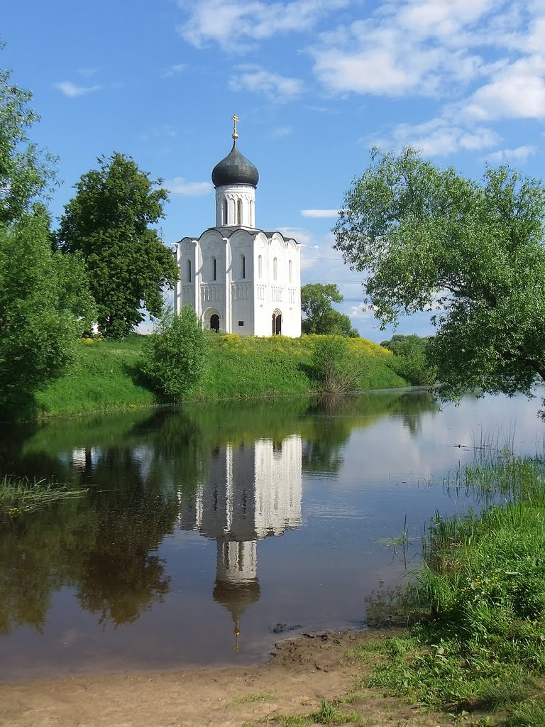 Церковь Покрова на Нерли, Church of the Intercession on the Nerl 1165, Иванищи