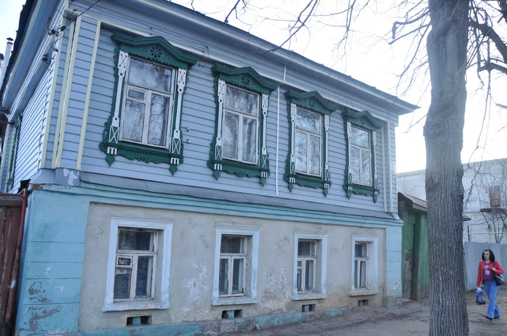 Дом Александра Непомнящего, Ковров